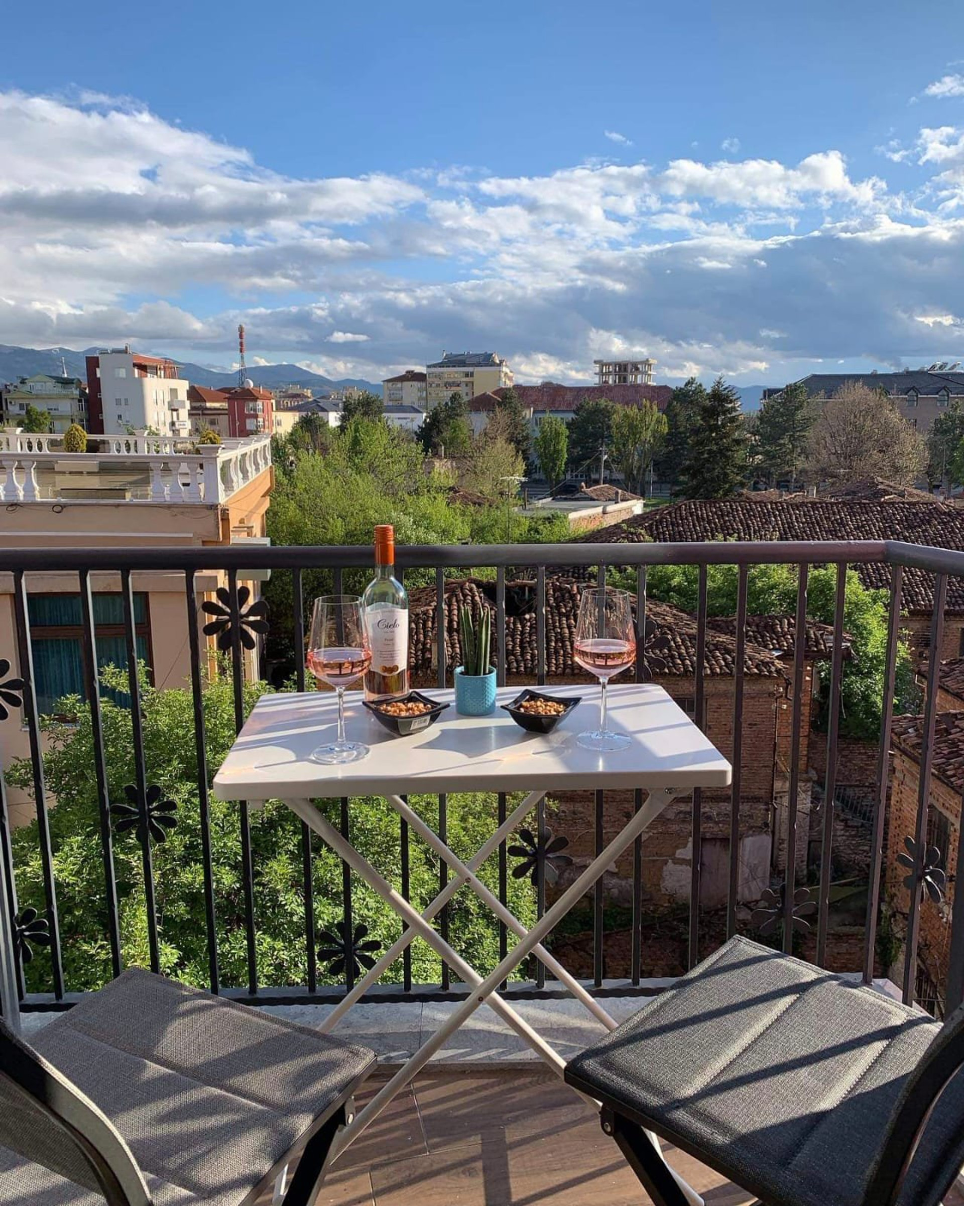 Serenade Apartment