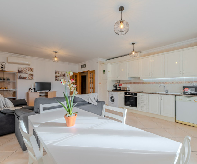 Bicos Pool & Beach Apartment