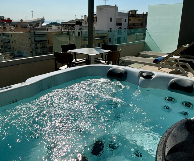 The Riviera Loft & Private Jacuzzi by Unoblu®
