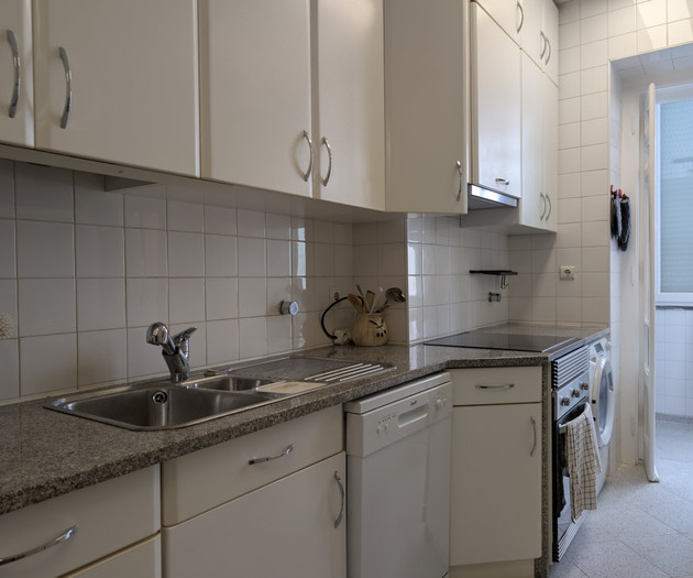 Equipped apartment in central Lisbon