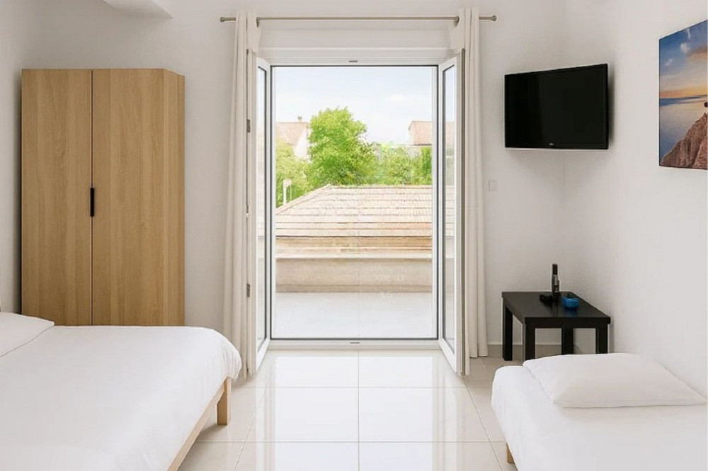 Modern Family Apartment close to the Sea preview