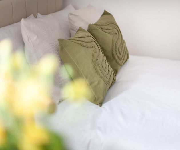 Contemporary Studio with Parking, Finsbury Park 04