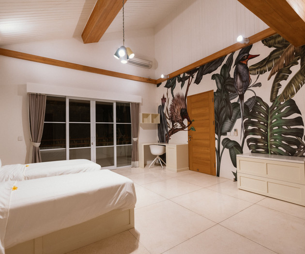 Luxury Ocean Front Private Pool  5 BDR Nalas Villa