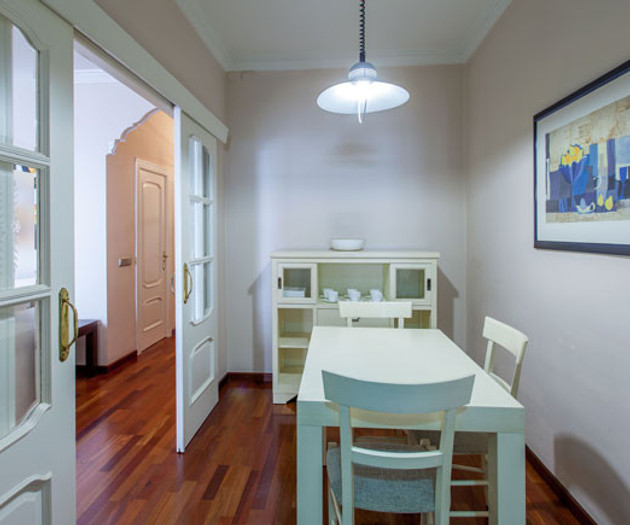 Two bedroom apartment with terrace in Ruzafa