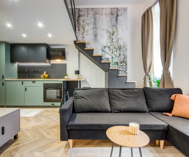 RK Apartment | A/C | Quiet | Central