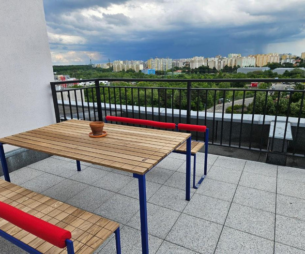 Family 2BR for 1-8 guests | Garden, Parking, Gym