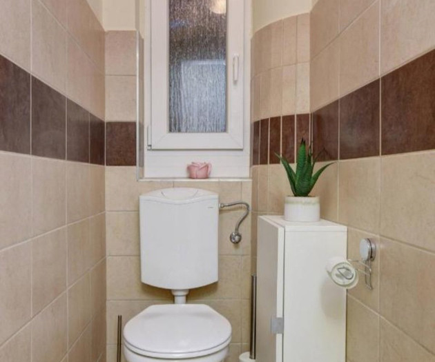 Large Luxury Apartment in the Heart of the City
