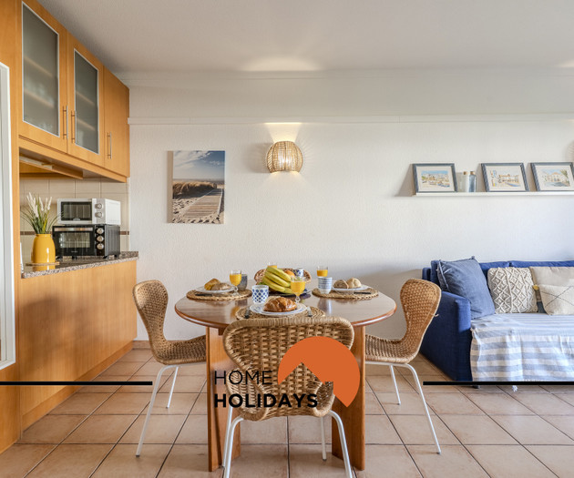 #014 Veríssimo II by Home Holidays