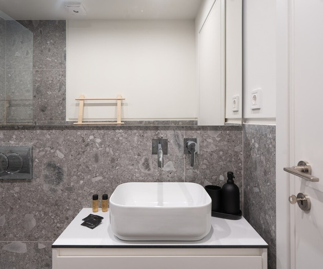 LIV Athinum 1 - Luxury Apartment 3C