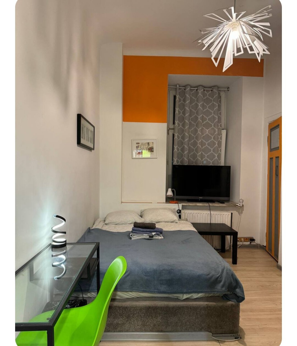 Private Room | Warsaw City Center | Metro 3 min preview