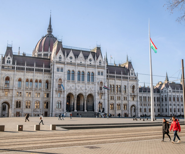 Home for rental on the corner of the Parliament