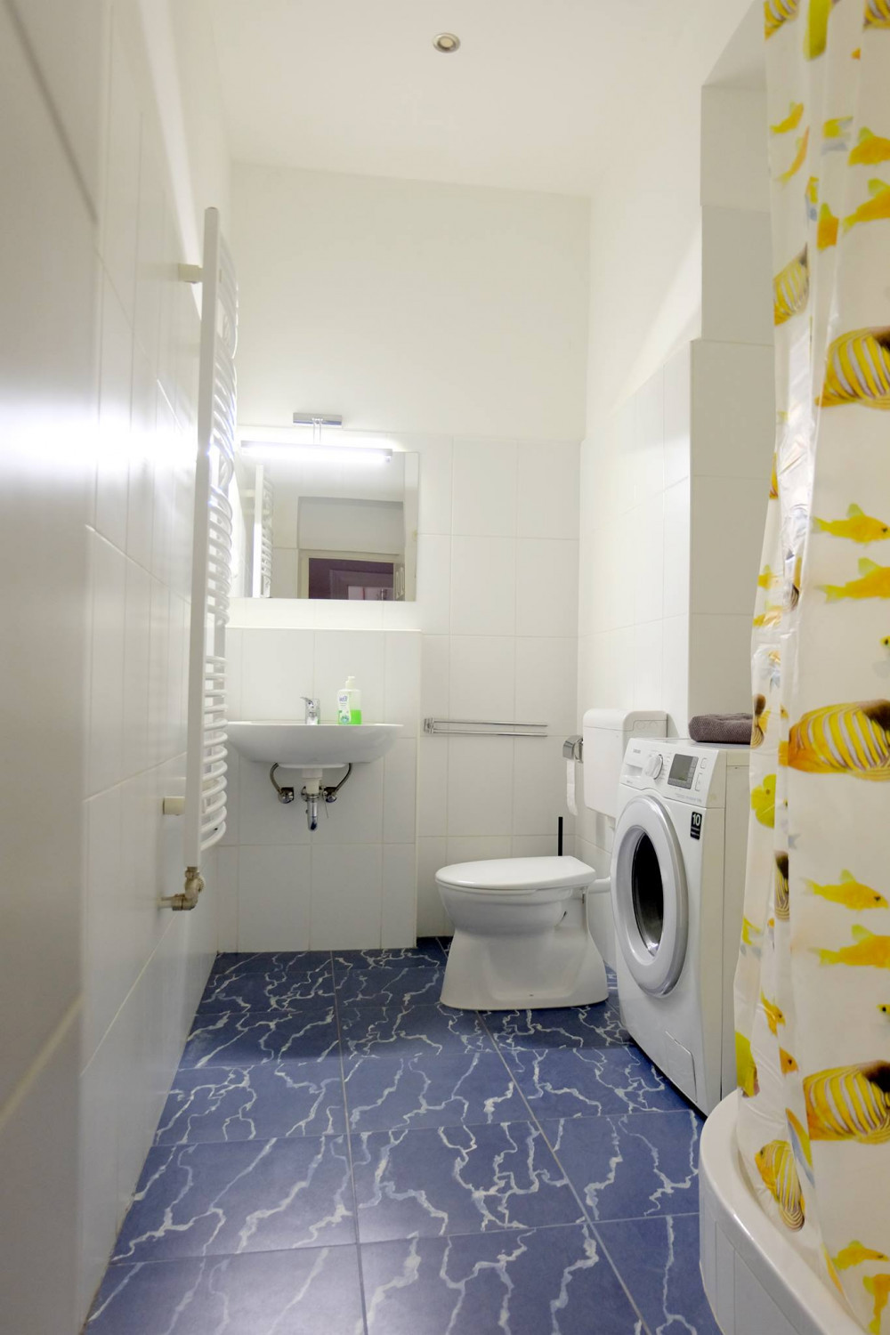 Erzsebet korut flat : 3 bedrooms with 3 bathrooms
