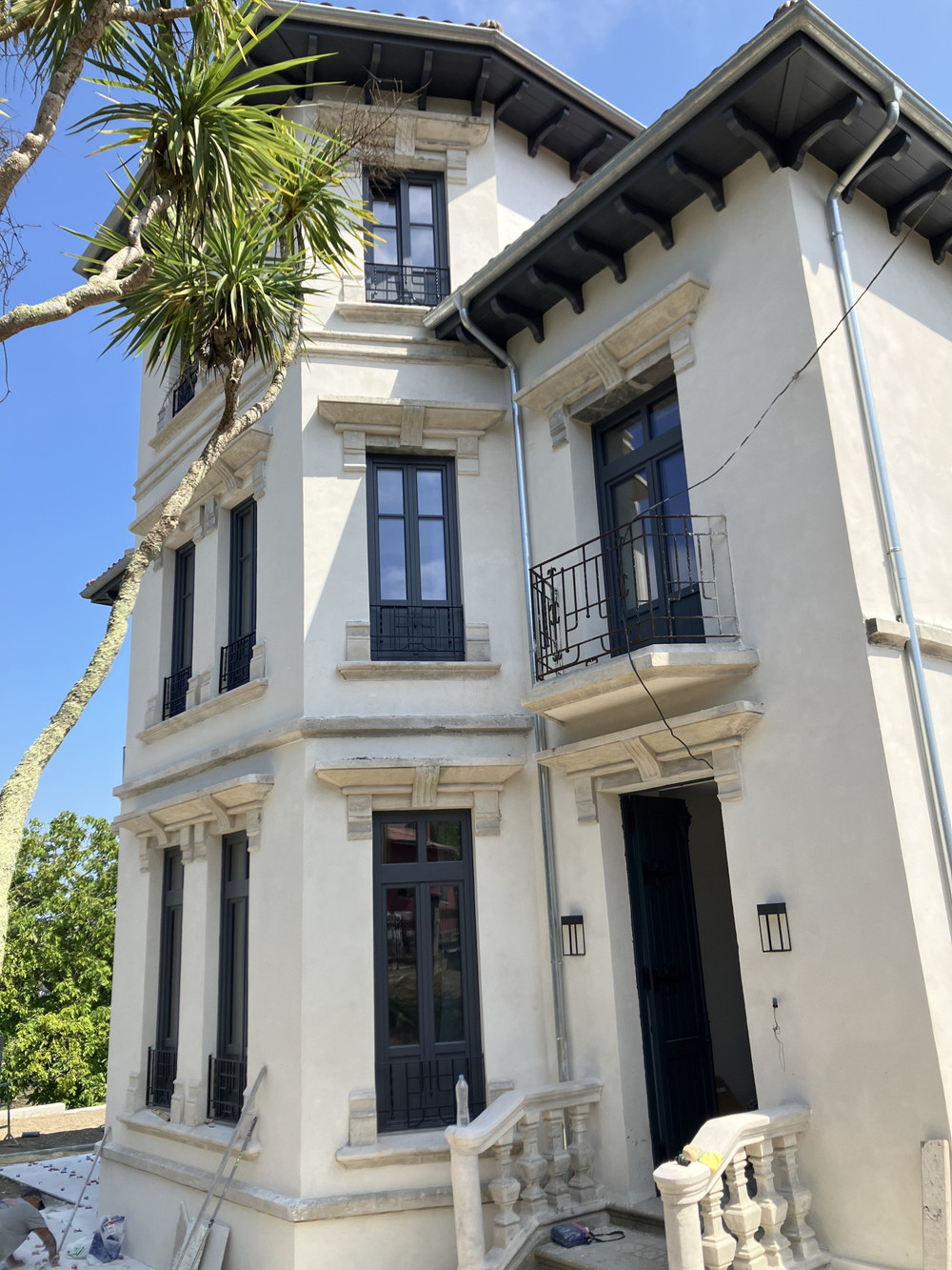 Fully renovated Indiano house appartment preview