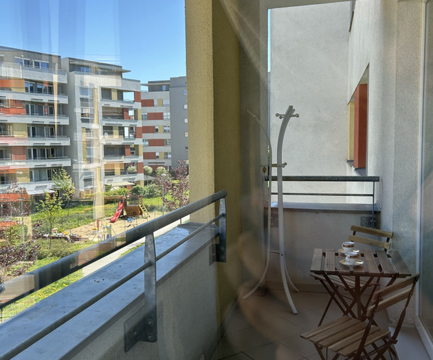 Relaxing flat close to the airport