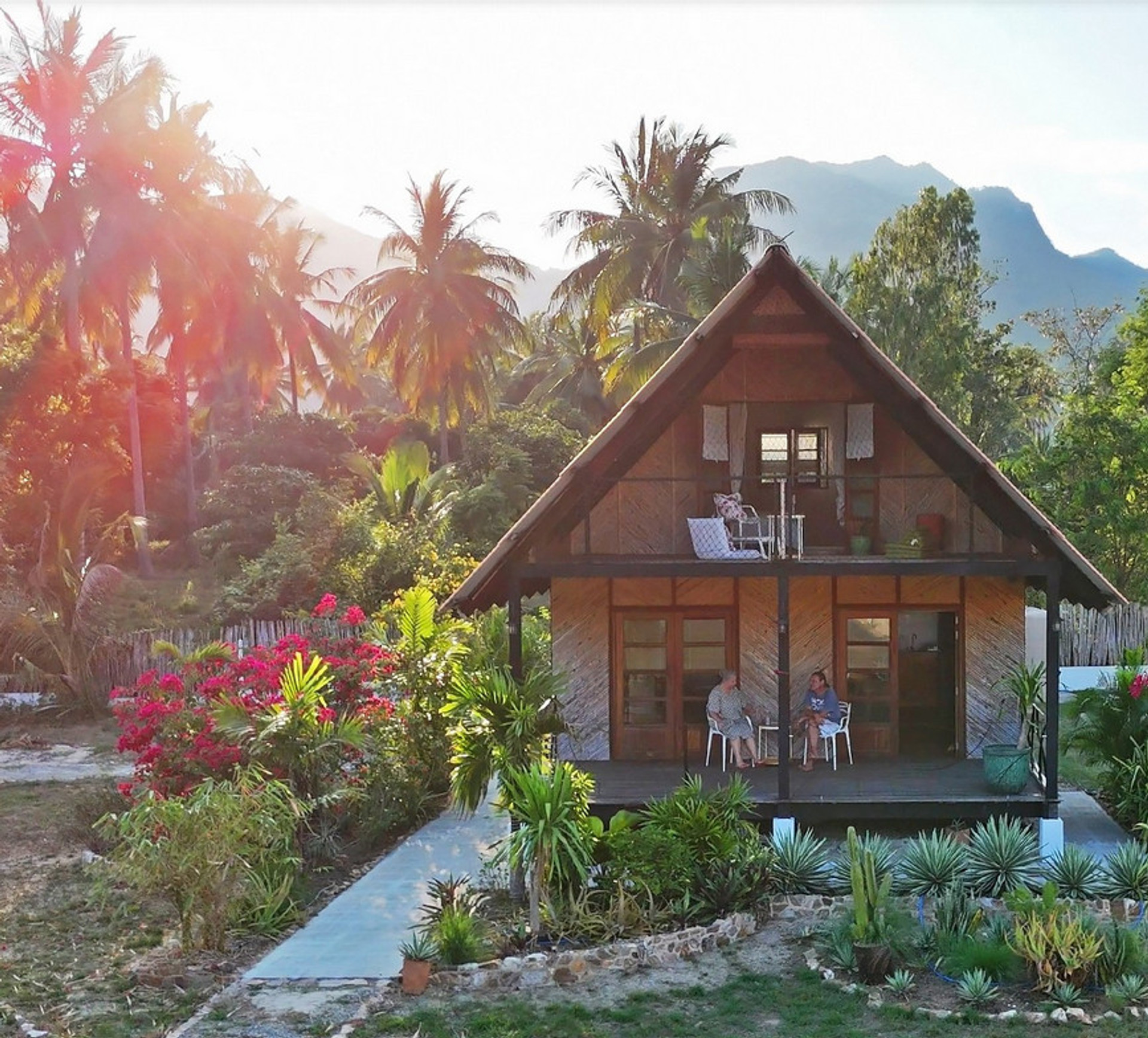 Front of house and garden 