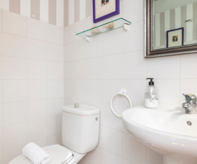 Spacious and bright, in Valencia Ensanche.