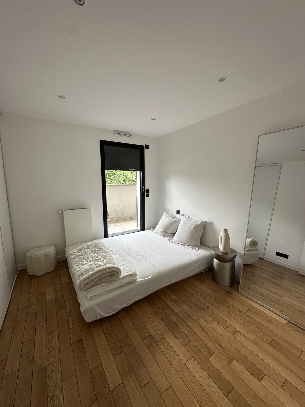Apartment with Huge Terrace – Near Paris & Disney preview