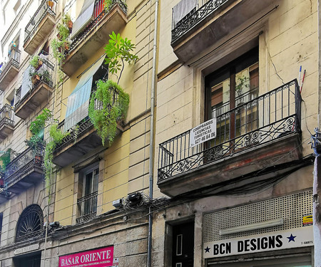 CLASSBEDROOM GOTHIC LAS RAMBLAS 1