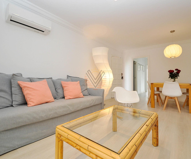 Apartment Rosmar Damunt, with communal swimming po