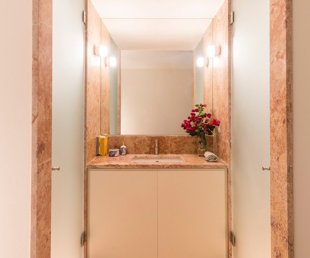 Full bathroom