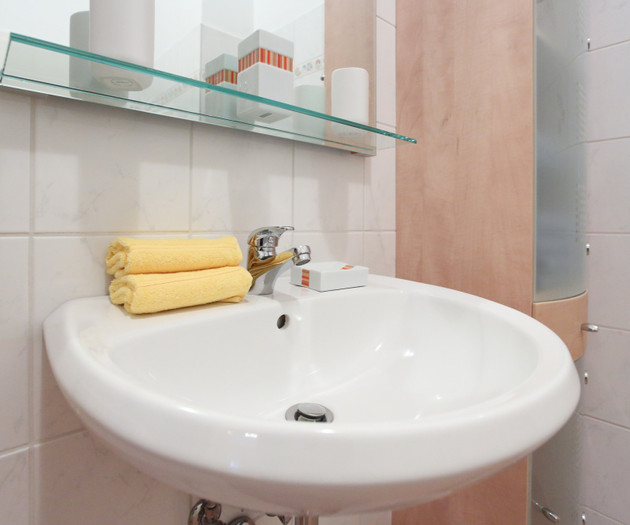 Farbenfrohes, helles Apartment für 4 Personen