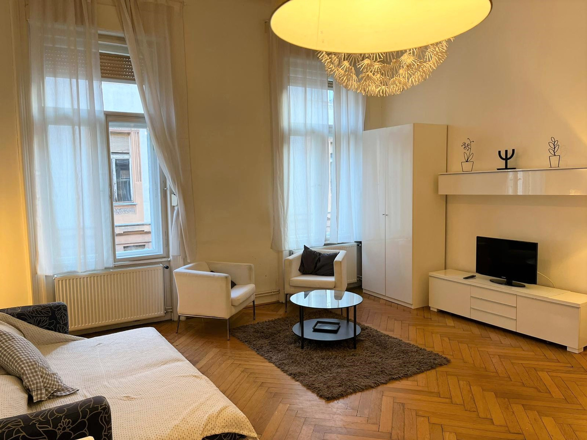 Room 1