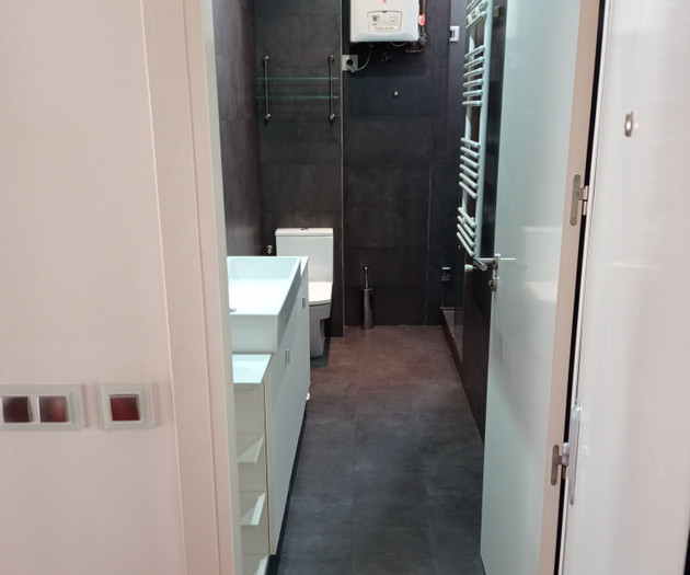 BRIGHT & VERY QUIET – TOP FLOOR - HISTORIC CENTER