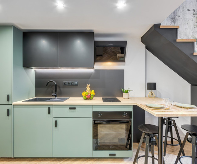 RK Apartment | A/C | Quiet | Central