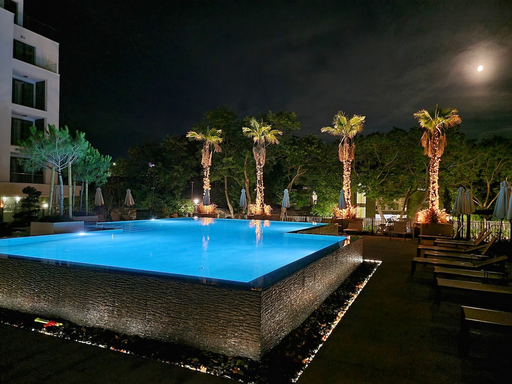 The Shangri-LA flat preview