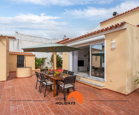 #244 Spacious Villa with 4 Bedrooms and Pool