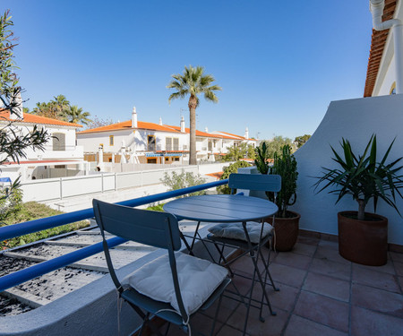 Vila Ramalhete W/ 3 BDR & Balcony by LovelyStay