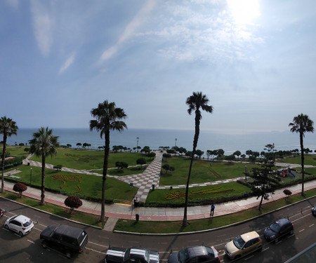 Ocean view apartment in Lima