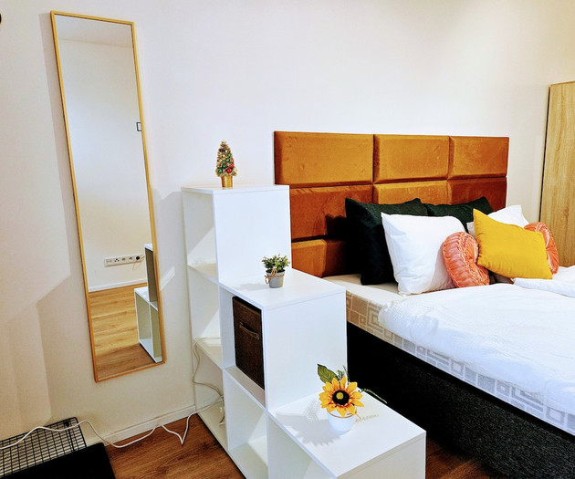 Luxe 2BDR for 1-8 guests | Own Garden, Parking Gym