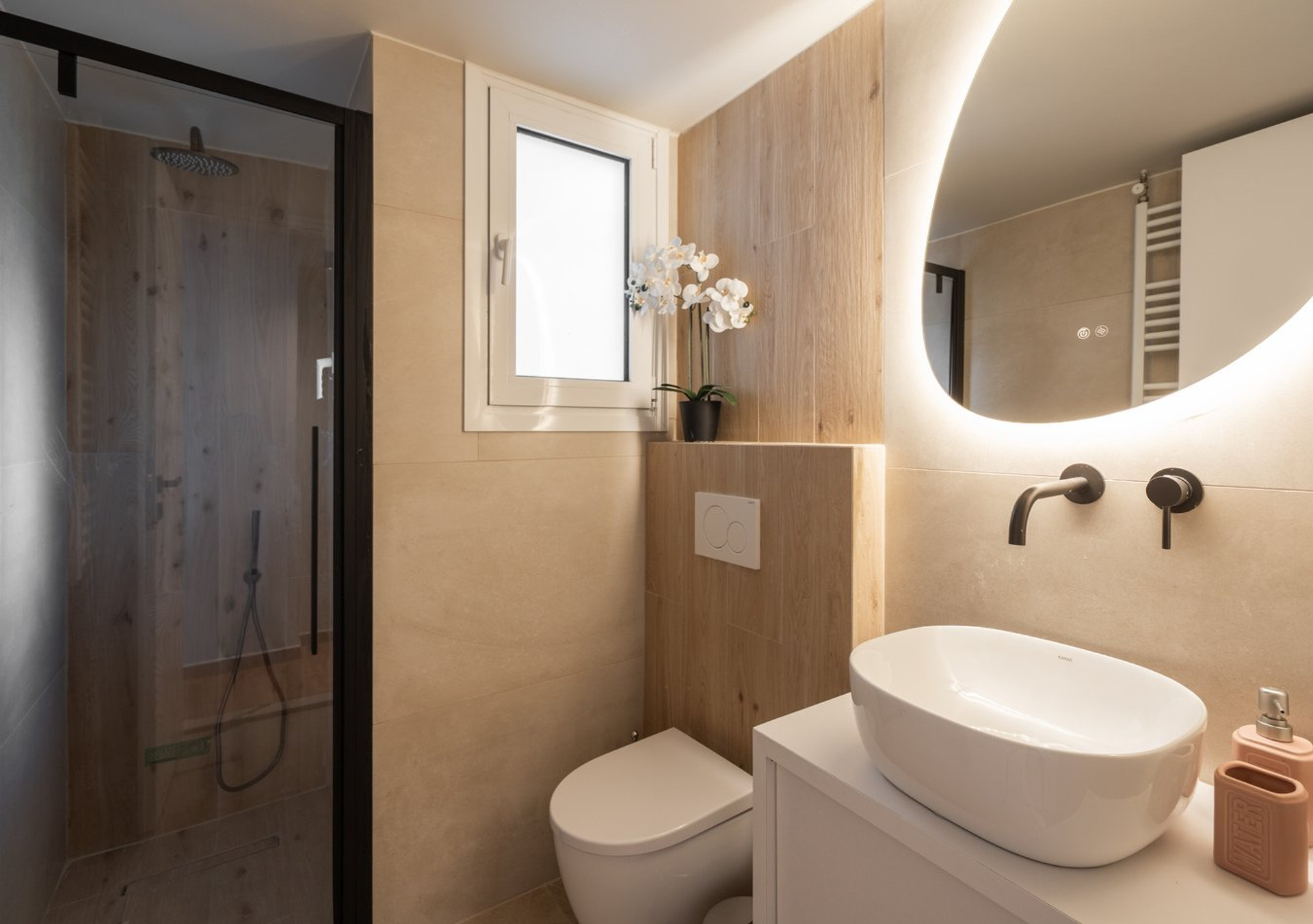 Modern bathroom with rain shower