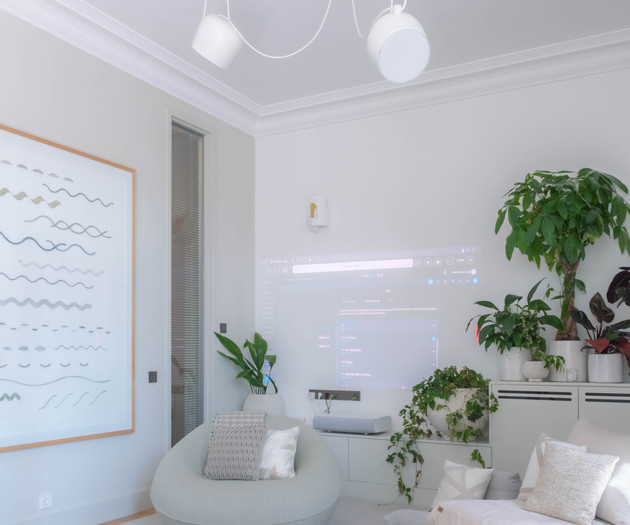Your Lisbon Oasis: 3-Bed Apartment with Pool & Out