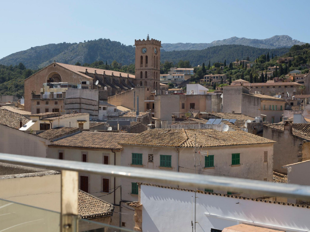 Bright and Cozy Apartment in the Heart of Pollença preview