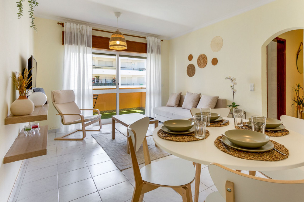 1BR Infante Flat in Quarteira by LovelyStay preview