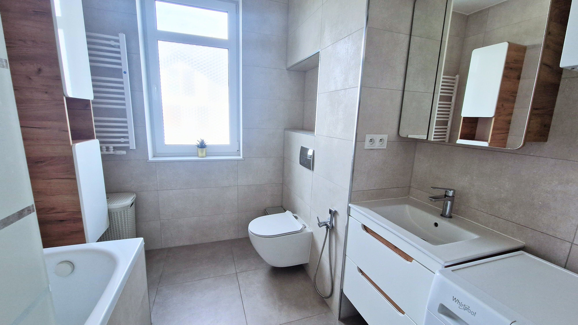 Modern bathroom bathtub toilet vanity