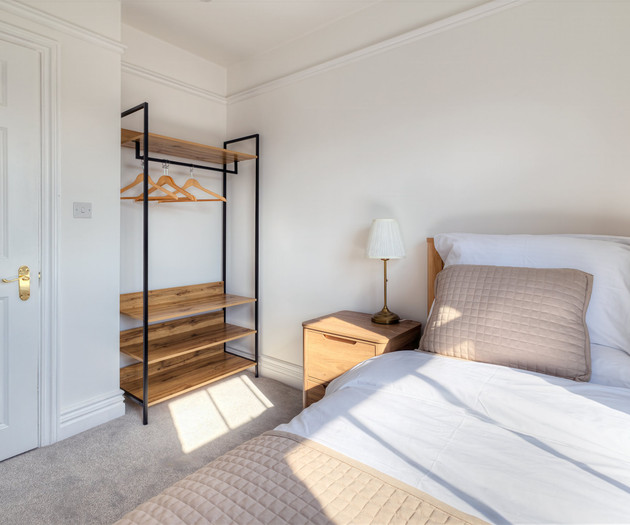 Central Maidstone 2-Bed Family Apartment | Sleeps