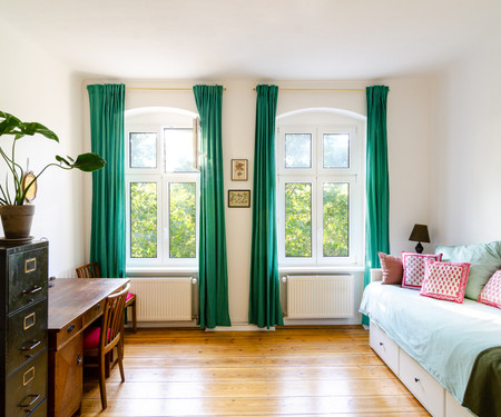 Bright top floor apartment in Kreuzberg