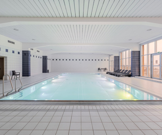 Blueground | Vinohrady, pool, near Vyšehrad, ID88