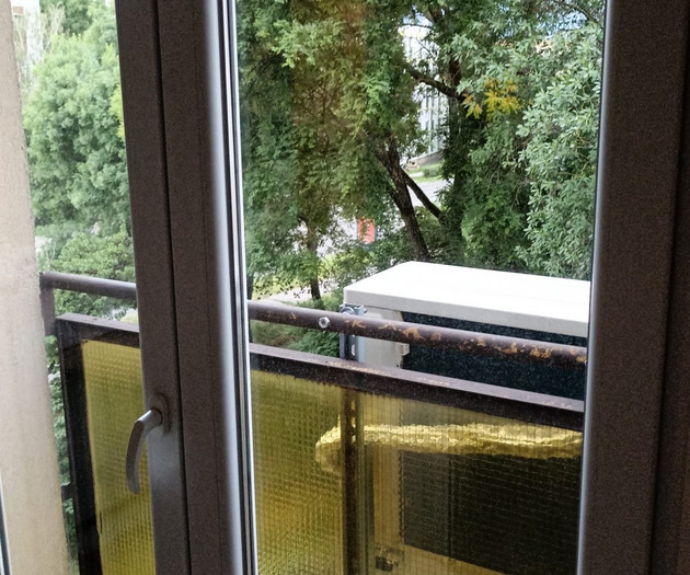 2-bed flat 3-min  from PTE Med School, move-in now