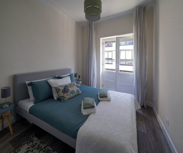 Modern 2-Bedroom Flat in Central Cedofeita, Porto