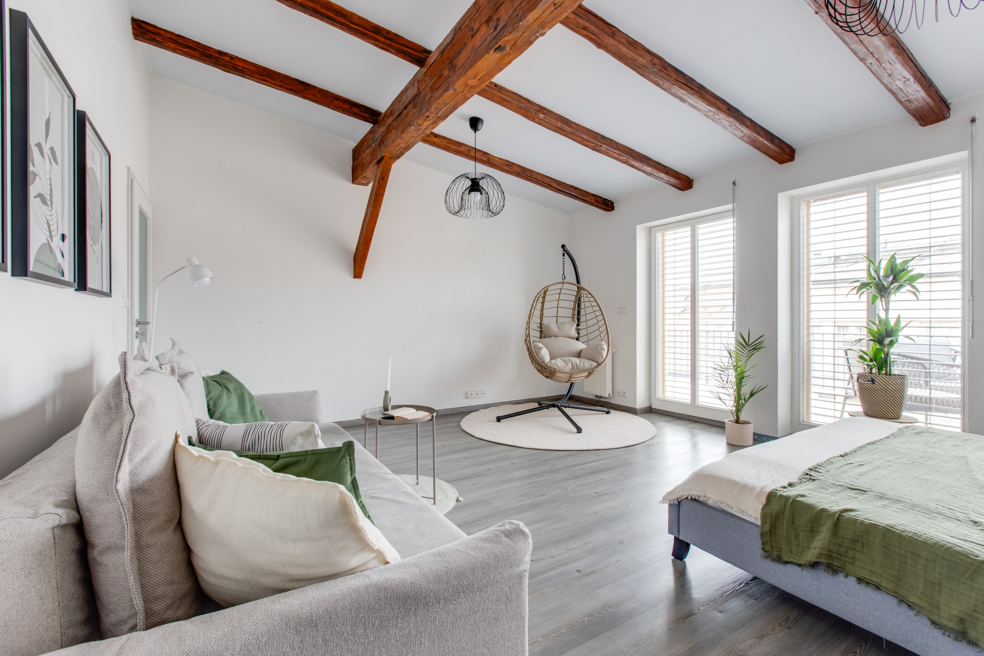 1st bedroom
