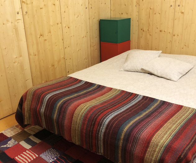 bedroom with private bathroom and patio N.4