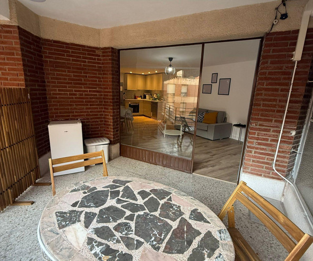 Double bedroom with private bathroom