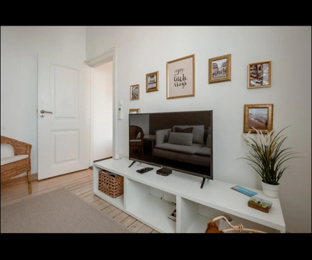 Modern, Spacious 2 Bed mins from Marques de Pombal