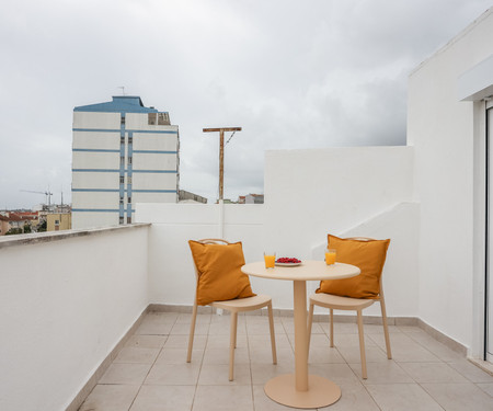 One bedroom Apt | Almada | Balconie w/River Views!