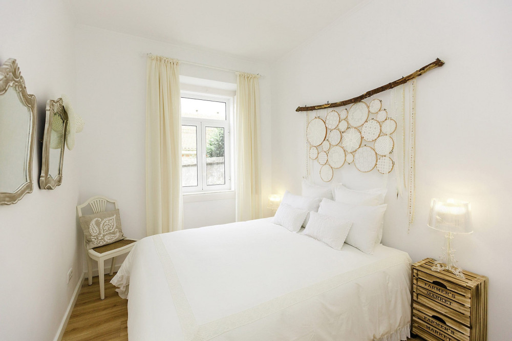 Lisbon Boho Chic apartment preview