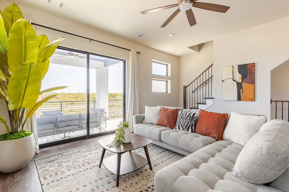Charming 3BR Lake House in Rowlett, TX preview